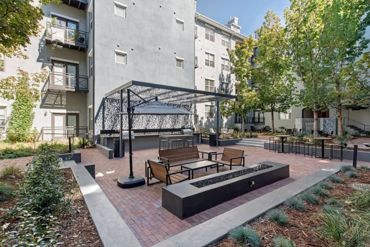 , an Airbnb-friendly apartment in Denver, CO